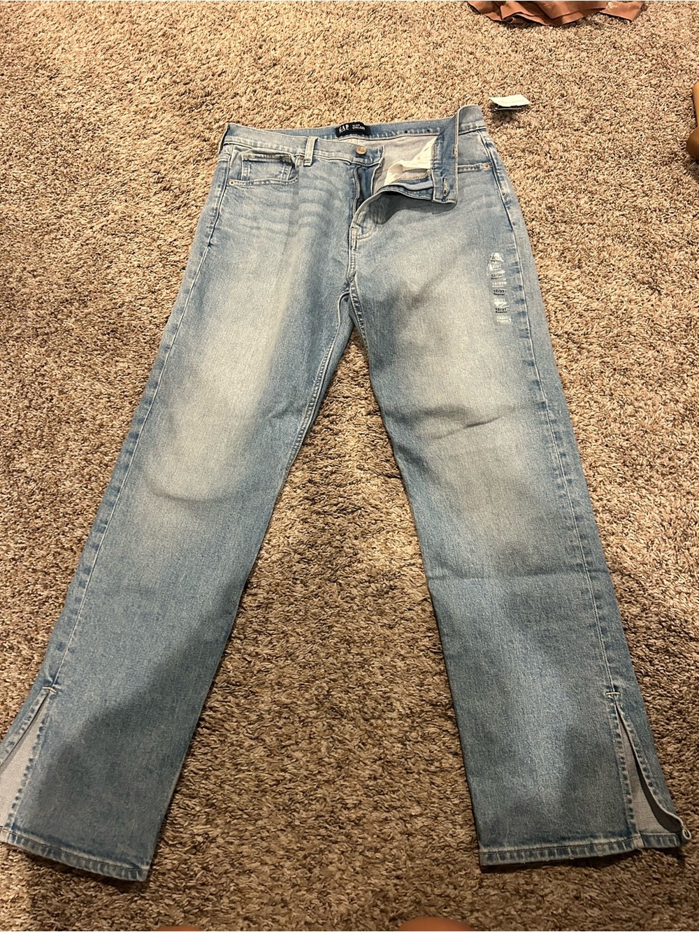 NWT Gap Straight-Leg/Side Slit Jeans